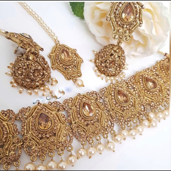 Choker set - Picture 3 of 3